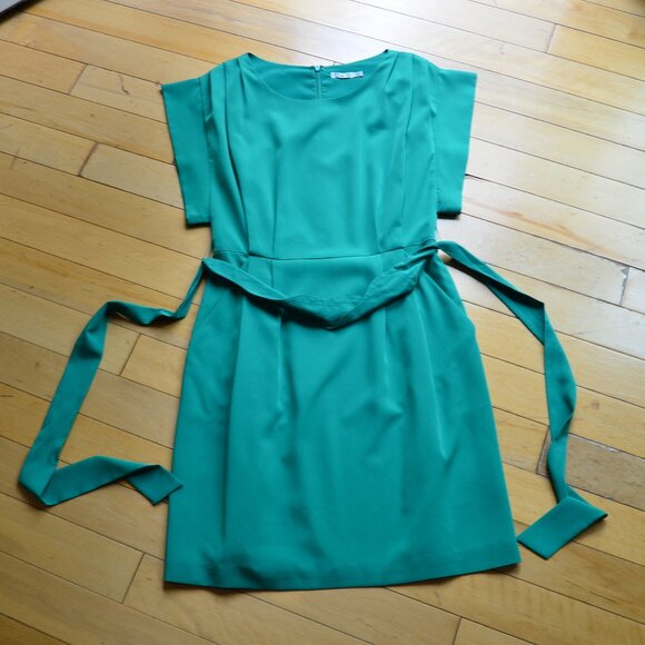 ELIZA J Drape Sleeve Sash Belt Dress Size 6 - Picture 1 of 12